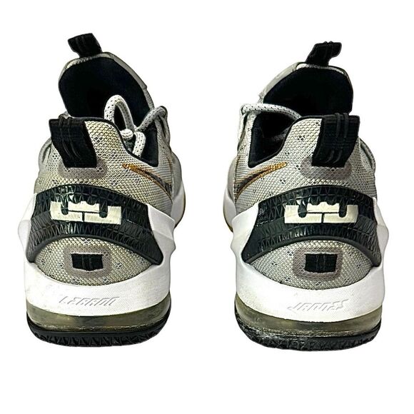 Nike LeBron XIII Low Basketball Shoes Grey Gold Mens Size 9.5 Medium Pre-Owned - Picture 3 of 9